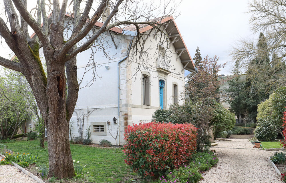 Vente Propriété/Château Demeure de caractère et cadre de vie exceptionnel dans un village a proximité de carcassonne Carcassonne
