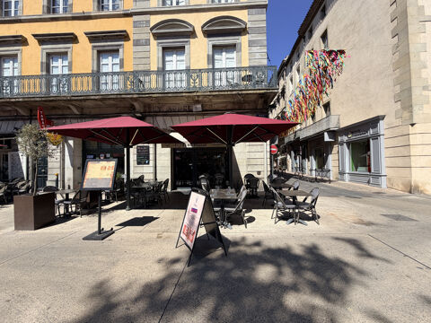   À VENDRE   Fonds de commerce Restaurant   Emplacement no1 Place Carnot à Carcassonne 