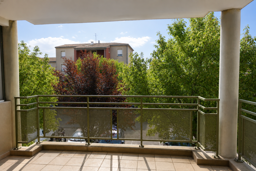 Appartement T3 avec balcon et deux places de parking Résidence sécurisée à Carcassonne