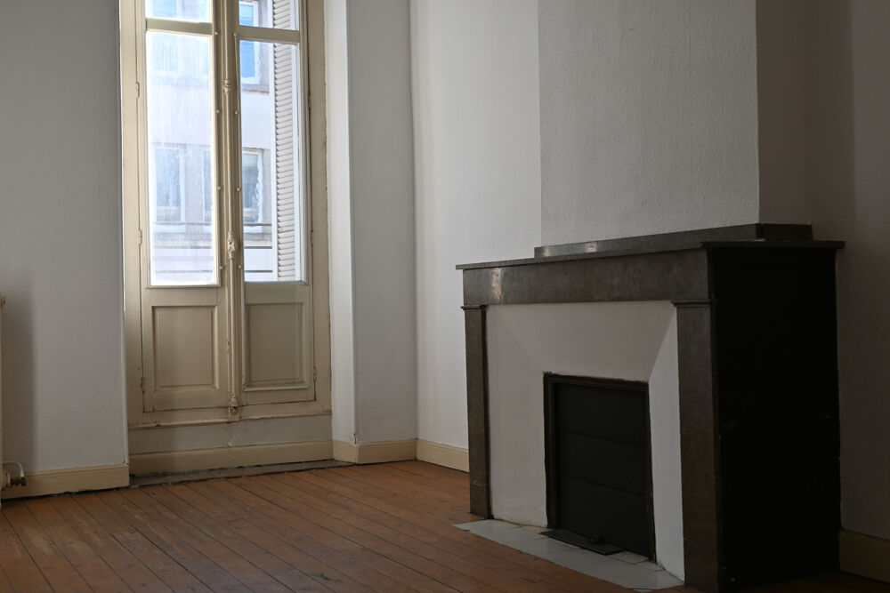 Grand appartement T4 - Belle copropriété de caractère