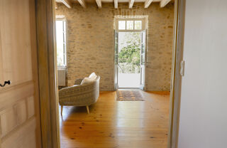  Maison  vendre 6 pices 320 m