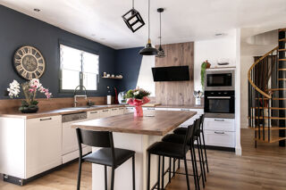  Maison � vendre 7 pi�ces 180 m�