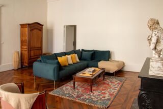  Appartement à vendre 5 pièces 143 m²