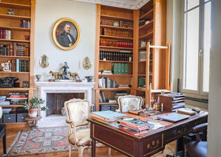 Propriété/château à vendre 5 pièces 270 m²
