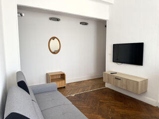  Appartement à louer 2 pièces 50 m²
