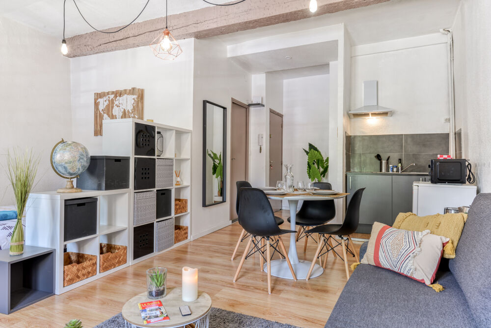 Vente Immeuble Immeuble à forte rentabilité - 300m2 - 9 logements Carcassonne