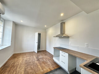  Appartement à louer 2 pièces 31 m²
