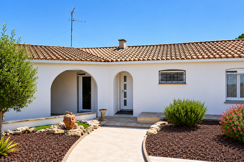 Superbe Villa sur Palaja avec piscine et vue exceptionnelle
