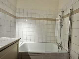 Appartement à louer 2 pièces 56 m²
