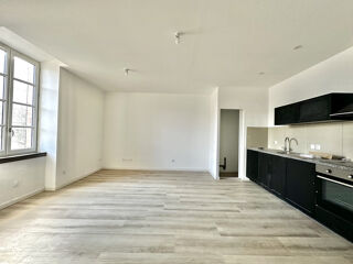  Appartement à louer 2 pièces 45 m²
