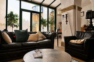  Appartement à louer 3 pièces 110 m²