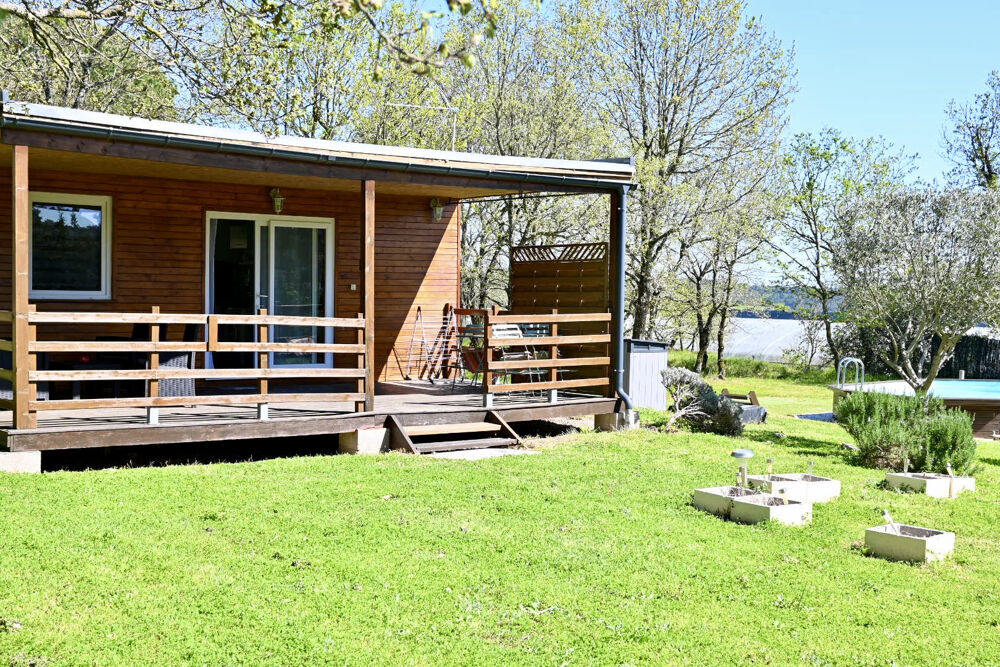 À VENDRE Ensemble immobilier avec forte rentabilité à Montolieu (village du livre)