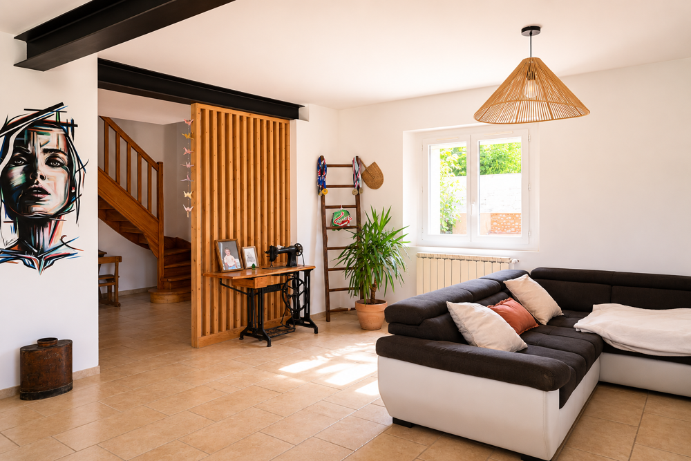 Maison familiale rénovée avec vue panoramique, terrasse et double garage Serviès-en-Val