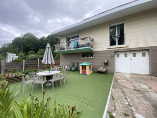  Maison  vendre 10 pices 202 m