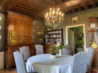  Propri�t�/ch�teau � vendre 11 pi�ces 300 m�