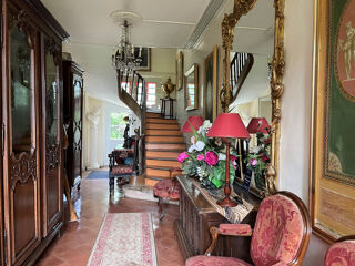  Propri�t�/ch�teau � vendre 11 pi�ces 300 m�