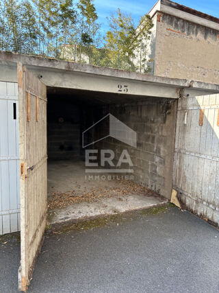  Parking / Garage  louer 13 m