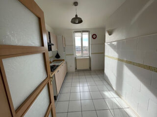  Appartement  louer 4 pices 75 m