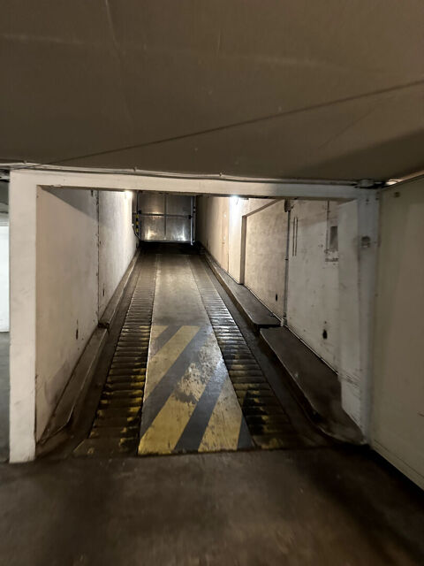  Parking / Garage � louer 12 m�