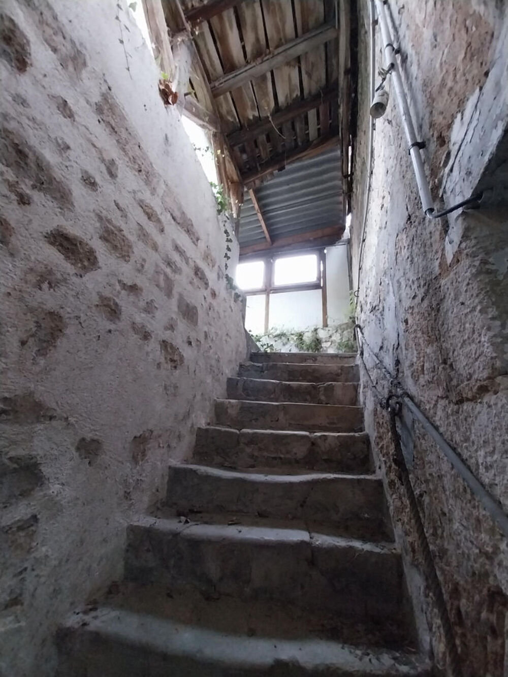 vente Immeuble - 7 pi�ce(s) - 200 m� Poitiers (86000)