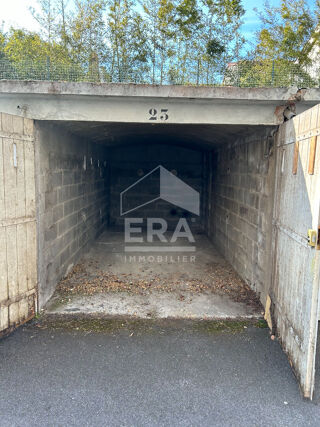  Parking / Garage  louer 13 m