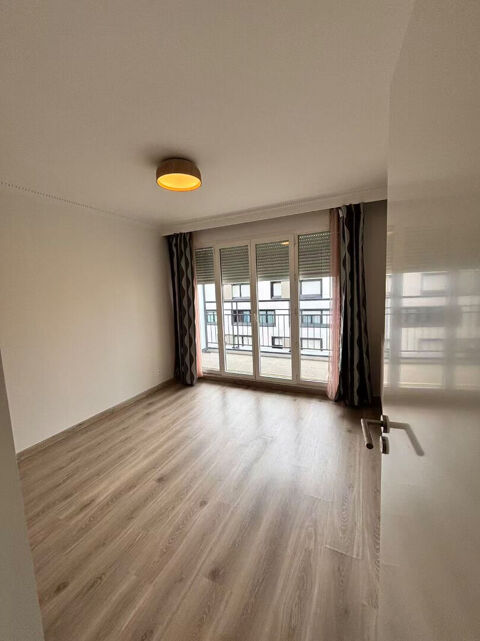  Appartement � louer 4 pi�ces 77 m�