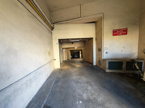  Parking / Garage � louer 12 m�