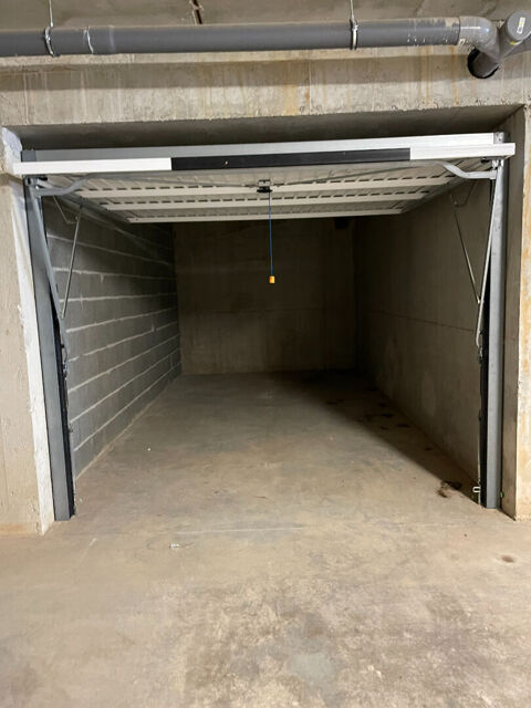  Parking / Garage � louer 13 m�