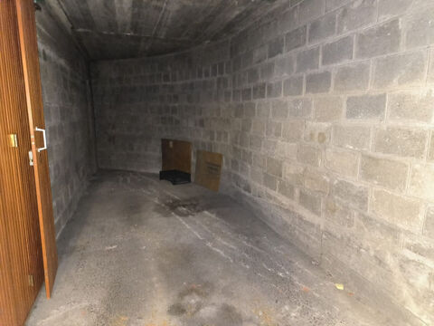  Parking / Garage  louer 1 pice 13 m