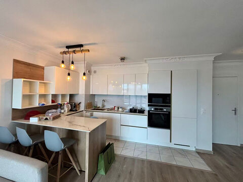  Appartement � louer 4 pi�ces 77 m�