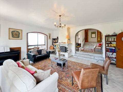  Maison � louer 6 pi�ces 180 m�