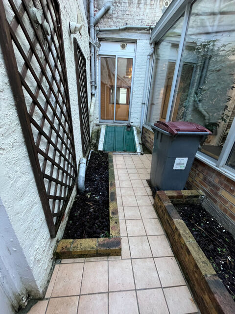  Appartement � louer 3 pi�ces 128 m�