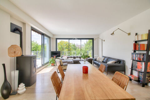  Maison � louer 9 pi�ces 235 m�