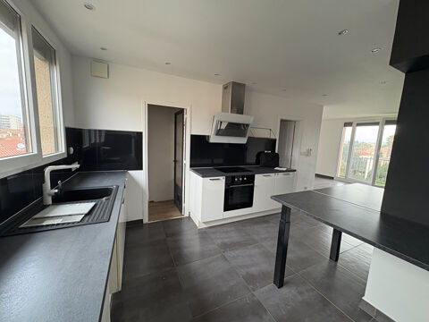  Appartement � louer 5 pi�ces 99 m�