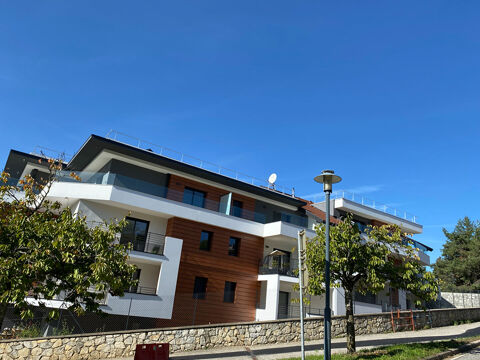  Parking / Garage � louer 