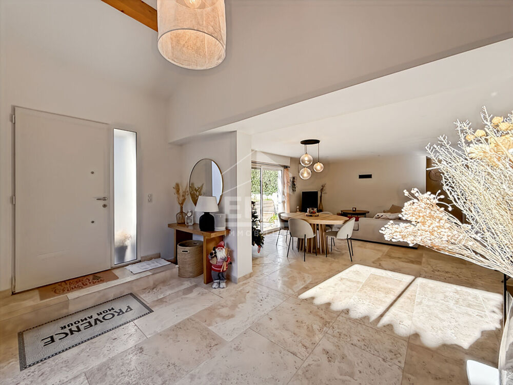 vente Maison - 4 pice(s) - 94 m Chteaurenard (13160)