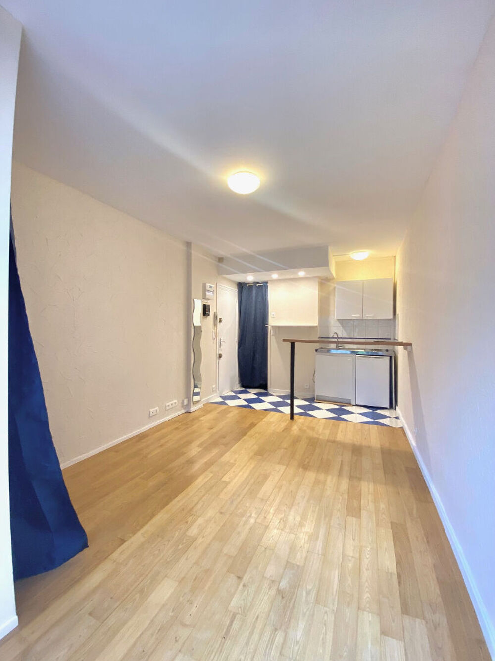 location Appartement - 1 pi�ce(s) - 17 m� Fontenay-le-Fleury (78330)