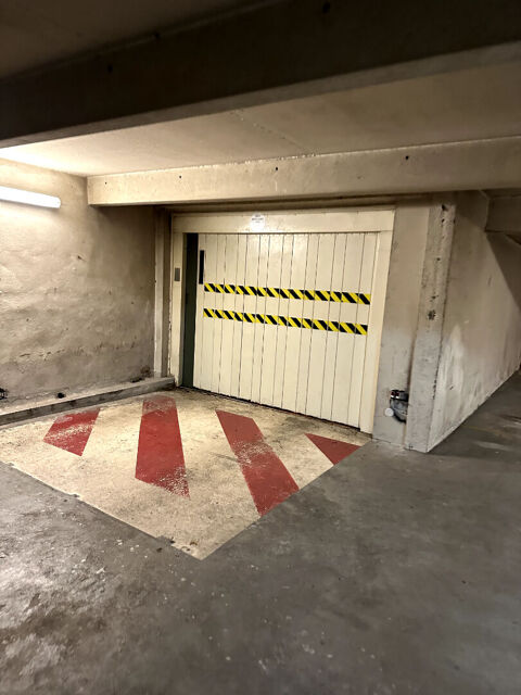  Parking / Garage � louer 12 m�