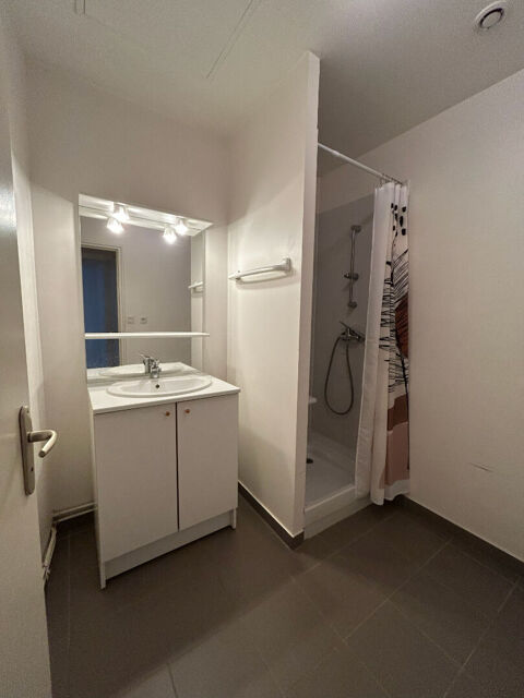  Appartement � louer 3 pi�ces 82 m�