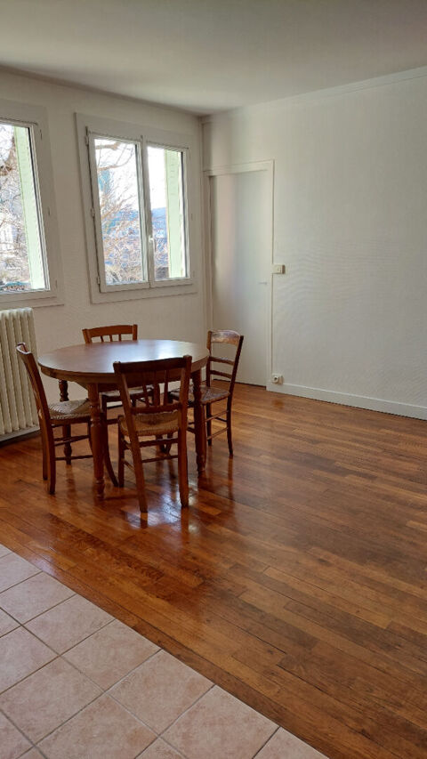  Appartement � louer 3 pi�ces 51 m�