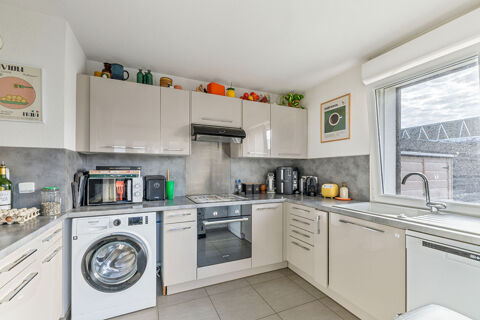  Appartement � louer 4 pi�ces 97 m�