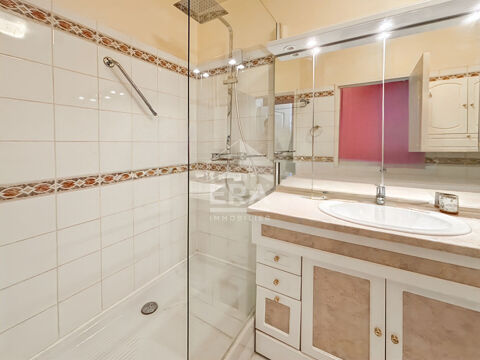  Appartement � louer 4 pi�ces 100 m�