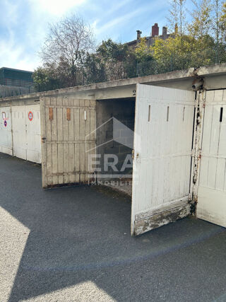  Parking / Garage  louer 13 m