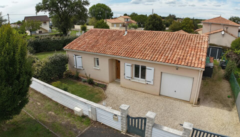  Maison � louer 4 pi�ces 101 m� La villedieu-du-clain