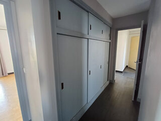  Appartement  louer 2 pices 68 m