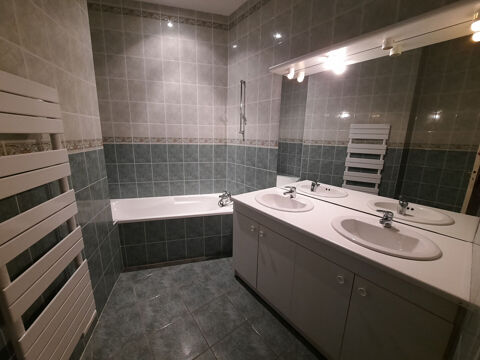  Appartement  louer 4 pices 102 m