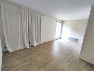  Appartement  louer 1 pice 32 m