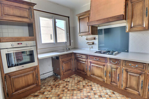  Maison  louer 7 pices 215 m