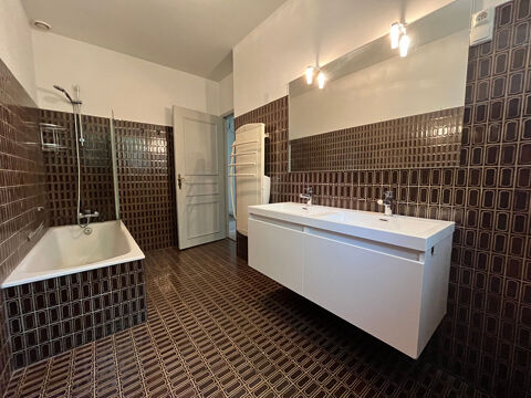  Maison � louer 4 pi�ces 129 m�