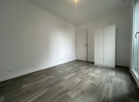  Appartement � louer 4 pi�ces 77 m�